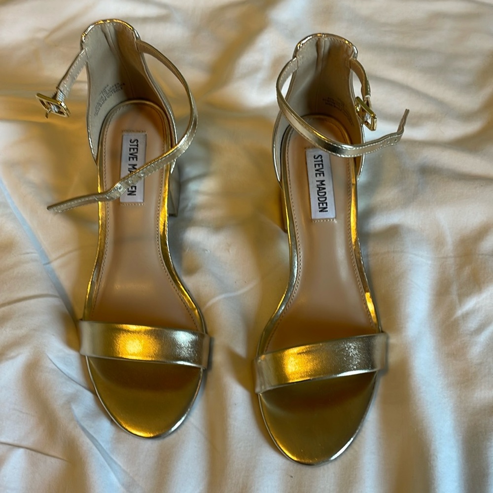 Gold Steve Madden heeled sandals barely worn